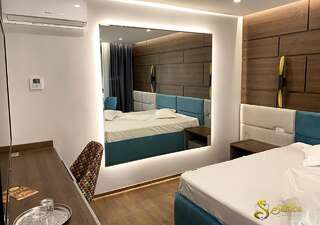 Мотели Hotel Saftica Săftica Улучшенный двухместный номер с 1 кроватью-12